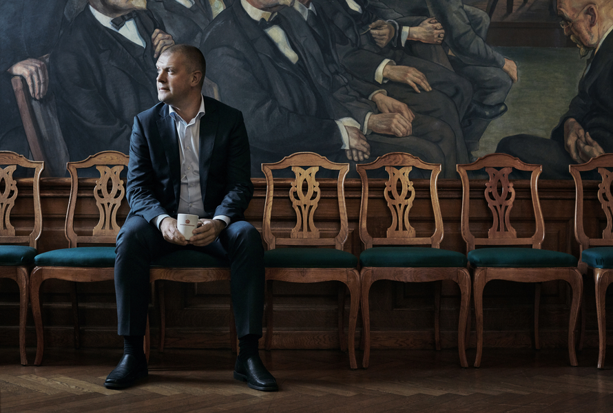 Former finance minister BJARNE CORYDON for Quartz Annual Rapport.